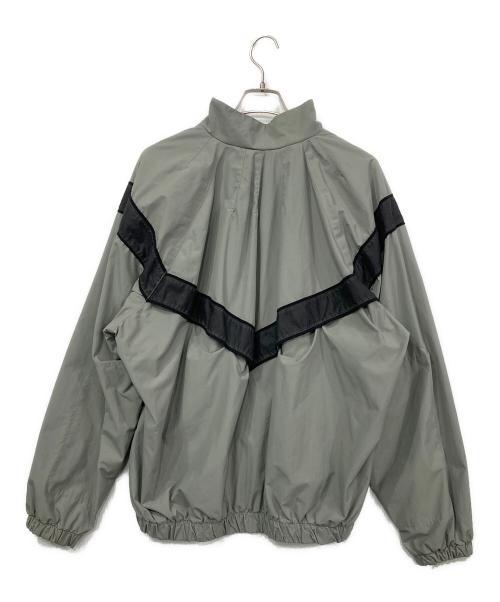 US ARMY（ユーエスアーミー）US ARMY (ユーエスアーミー) IPFUトレーニングジャケット グレー×ブラック サイズ:LARGE/REGULARの古着・服飾アイテム