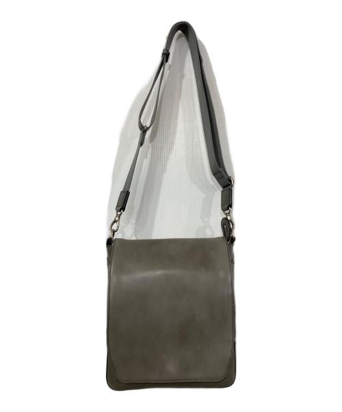 HERGOPOCH（エルゴポック）HERGOPOCH (エルゴポック) ワキシングレザー2WAYフラップショルダーバッグ グレーの古着・服飾アイテム