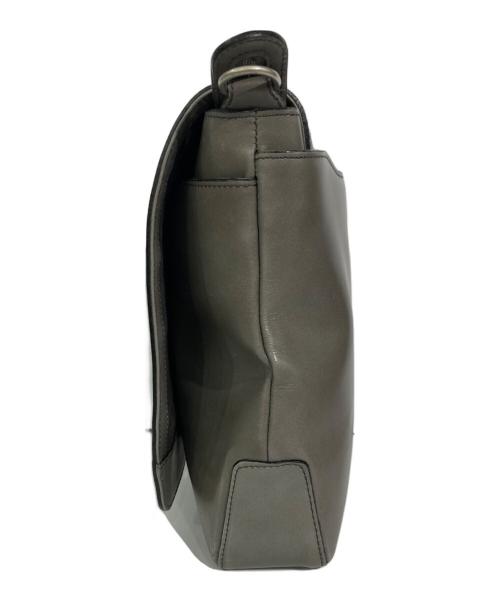 HERGOPOCH（エルゴポック）HERGOPOCH (エルゴポック) ワキシングレザー2WAYフラップショルダーバッグ グレーの古着・服飾アイテム