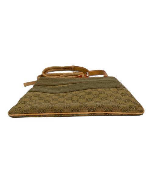 LOEWE（ロエベ）LOEWE (ロエベ) リピートアナグラムショルダーバッグ ベージュの古着・服飾アイテム