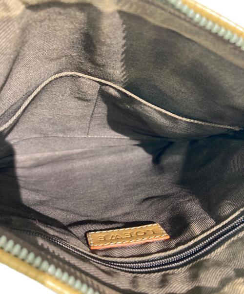 LOEWE（ロエベ）LOEWE (ロエベ) リピートアナグラムショルダーバッグ ベージュの古着・服飾アイテム