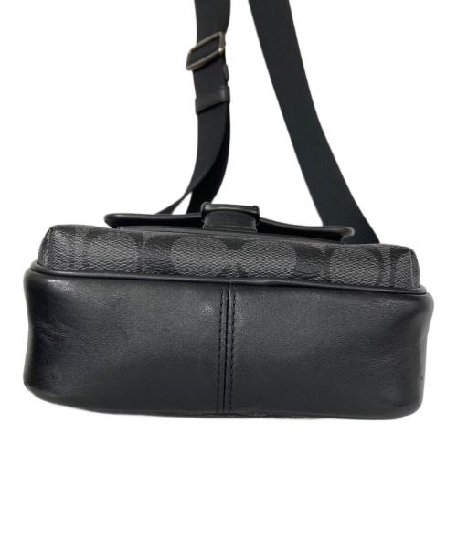 COACH（コーチ）COACH (コーチ) レンジャー クロスボディ ブラックの古着・服飾アイテム
