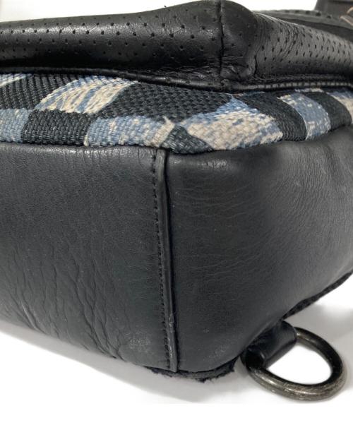 COACH（コーチ）COACH (コーチ) ブロックチェックショルダーバッグ グレーの古着・服飾アイテム