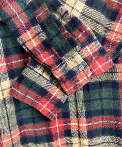 L.L.Bean（エルエルビーン）L.L.Bean (エルエルビーン) チェックシャツ グリーン×レッド サイズ:MEDIUMの古着・服飾アイテム