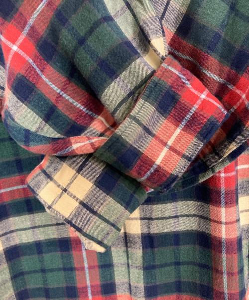 L.L.Bean（エルエルビーン）L.L.Bean (エルエルビーン) チェックシャツ グリーン×レッド サイズ:MEDIUMの古着・服飾アイテム