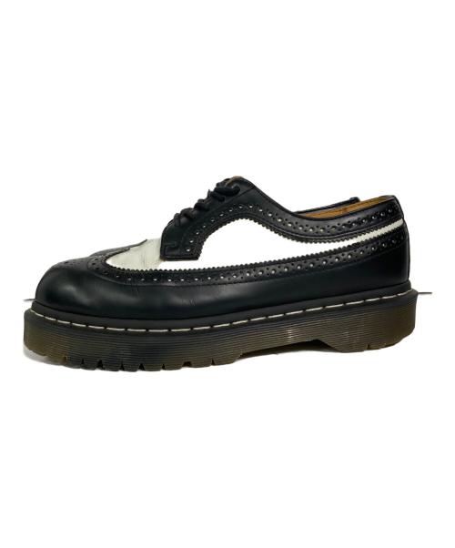 Dr.Martens（ドクターマーチン）Dr.Martens (ドクターマーチン) ウィングチップシューズ ホワイト×ブラック サイズ:UK7の古着・服飾アイテム