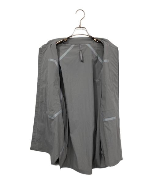 ARC'TERYX VEILANCE（アークテリクスヴェイランス）ARC'TERYX VEILANCE (アークテリクスヴェイランス) COMPONENT LT SHIRT JACKET グレー サイズ:Mの古着・服飾アイテム