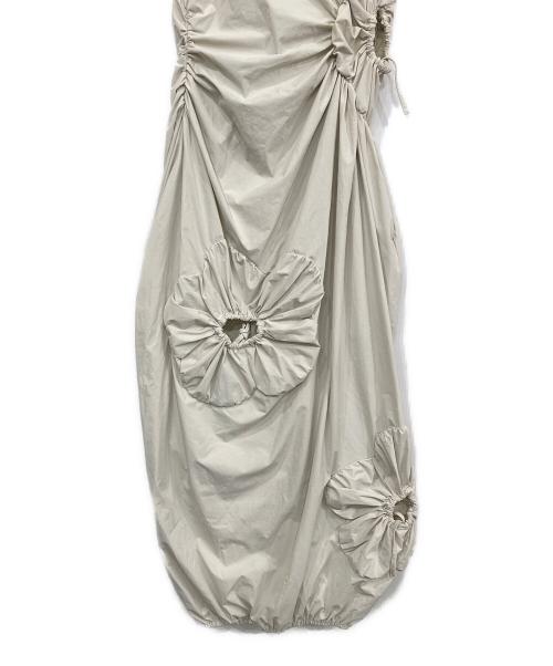 vallan（バラン）VALLAN (バラン) Blooming Cutout Tie Dress アイボリー サイズ:Fの古着・服飾アイテム