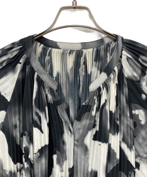SPECCHIO（スペッチオ）SPECCHIO (スペッチオ) ウエストマークプリーツワンピース グレー サイズ:40の古着・服飾アイテム