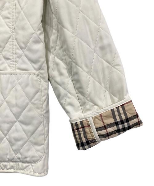 BURBERRY（バーバリー）BURBERRY (バーバリー) キルティングコート ホワイト サイズ:42の古着・服飾アイテム