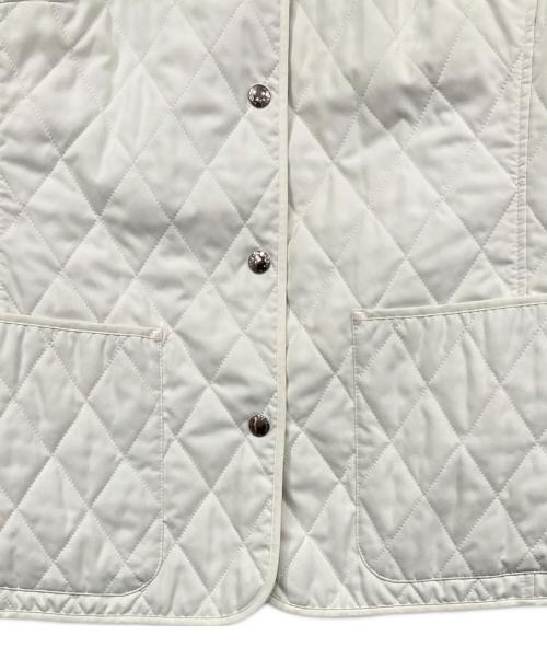BURBERRY（バーバリー）BURBERRY (バーバリー) キルティングコート ホワイト サイズ:42の古着・服飾アイテム