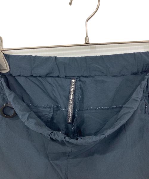 DESCENTE ALLTERRAIN（デザイント オルテライン）Descente ALLTERRAIN (デザイント オルテライン) I/O ライトウェイトスリムパンツ ネイビー サイズ:Sの古着・服飾アイテム