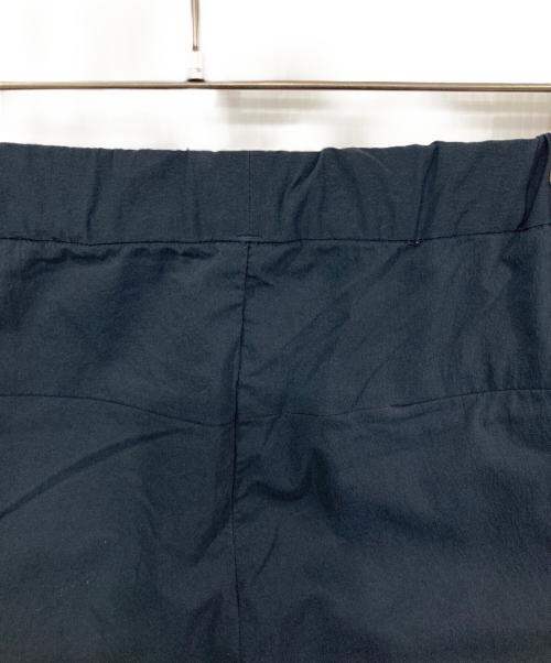 DESCENTE ALLTERRAIN（デザイント オルテライン）Descente ALLTERRAIN (デザイント オルテライン) I/O ライトウェイトスリムパンツ ネイビー サイズ:Sの古着・服飾アイテム