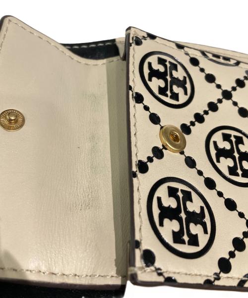 TORY BURCH（トリーバーチ）TORY BURCH (トリーバーチ) Tモノグラム2つ折り財布 ブラックの古着・服飾アイテム