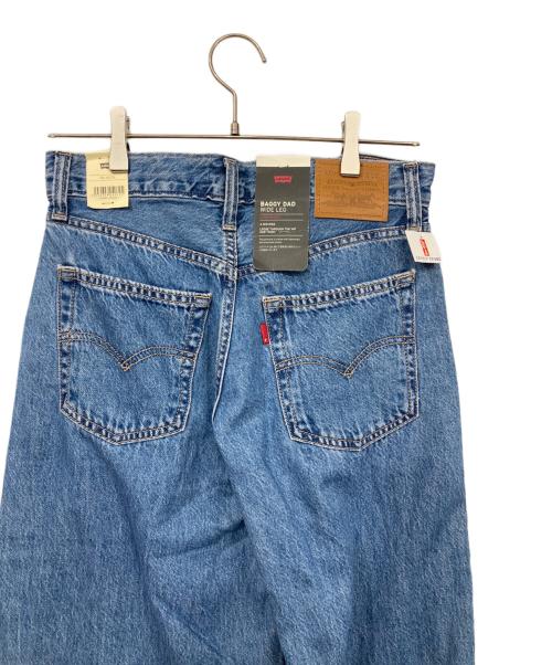LEVI'S（リーバイス）LEVI'S (リーバイス) BAGGY DAD WIDE LEGデニムパンツ インディゴ サイズ:W25 未使用品の古着・服飾アイテム