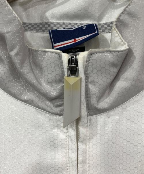 UMBRO（アンブロ）UMBRO (アンブロ) トラックジャケット ホワイト×グレー サイズ:XLの古着・服飾アイテム