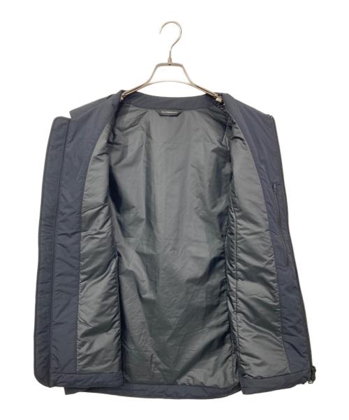 DESCENTE（デサント）DESCENTE (デサント) インサレーテッドライトウェイトベスト ネイビー サイズ:Oの古着・服飾アイテム