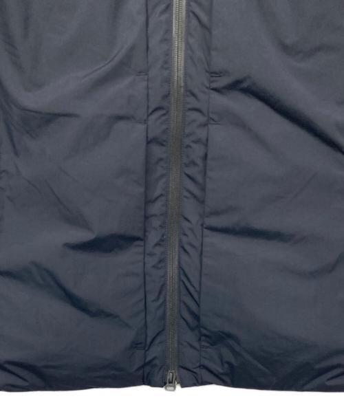 DESCENTE（デサント）DESCENTE (デサント) インサレーテッドライトウェイトベスト ネイビー サイズ:Oの古着・服飾アイテム