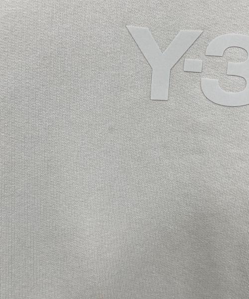 Y-3（ワイスリー）Y-3 (ワイスリー) CLASSIC CHEST LOGO HOODIE ベージュ サイズ:Mの古着・服飾アイテム