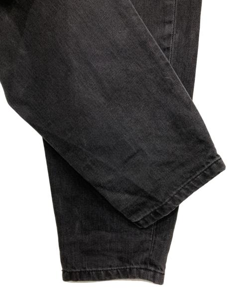 TOM WOOD（トムウッド）TOM WOOD (トムウッド) デニムパンツ ブラック サイズ:28の古着・服飾アイテム