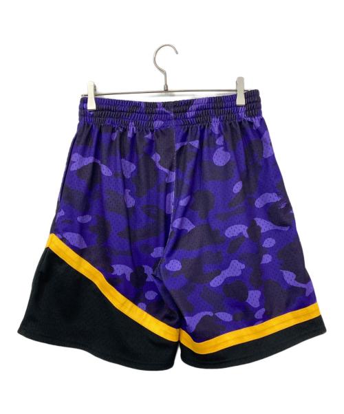 A BATHING APE（アベイシングエイプ）A BATHING APE (アベイシングエイプ) MITCHELL & NESS (ミッチェルアンドネス) PHOENIX SUNSSWINGMAN SHORTS パープル サイズ:Mの古着・服飾アイテム