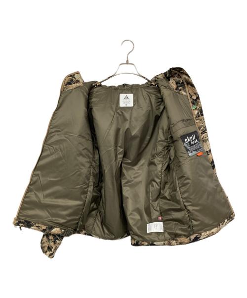NIKE ACG（ナイキエーシージー）NIKE ACG (ナイキエーシージー) PrimaLoft（R）Skull Peak ベージュ×グリーン サイズ:S 未使用品の古着・服飾アイテム