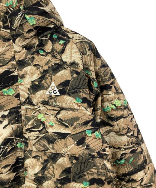 NIKE ACG（ナイキエーシージー）NIKE ACG (ナイキエーシージー) PrimaLoft（R）Skull Peak ベージュ×グリーン サイズ:S 未使用品の古着・服飾アイテム