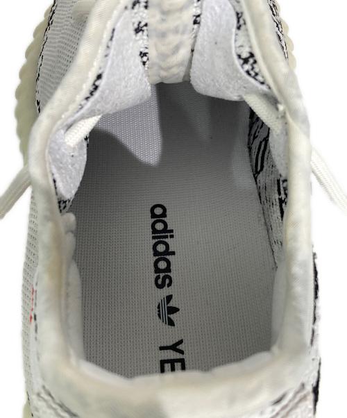 adidas（アディダス）adidas (アディダス) スニーカー ホワイト サイズ:US7.5の古着・服飾アイテム