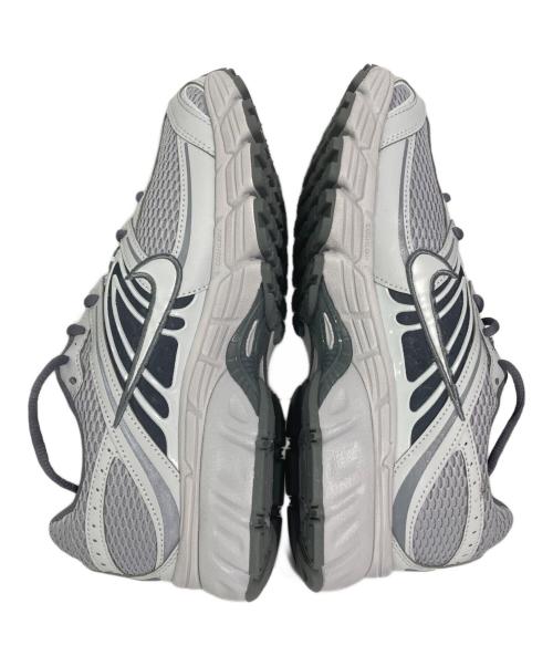 NIKE（ナイキ）NIKE (ナイキ) Air Max Moto 2K グレー サイズ:26.5の古着・服飾アイテム
