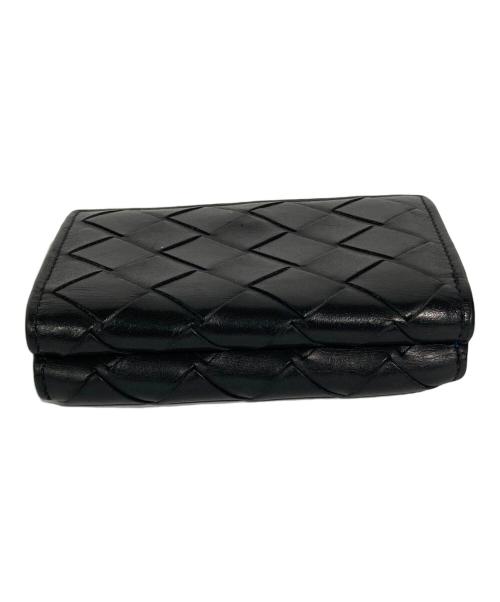 BOTTEGA VENETA（ボッテガベネタ）BOTTEGA VENETA (ボッテガベネタ) マキシイントレチャート3つ折り財布 ブラック×ブルーの古着・服飾アイテム