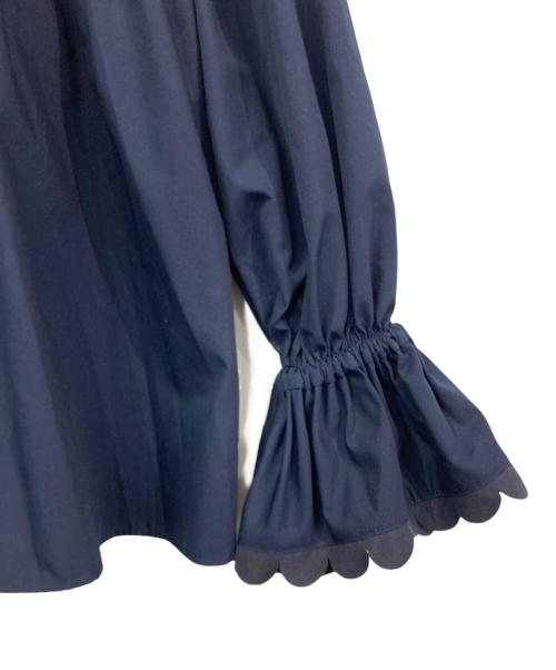 YORI（ヨリ）yori (ヨリ) スカラップトリムブラウス ネイビー サイズ:36の古着・服飾アイテム