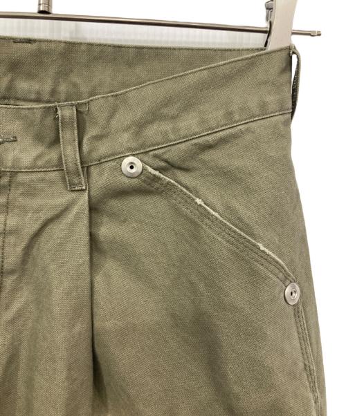 CONZ（コンズ）CONZ (コンズ) BASICKS (ベイシックス) double knee curved leg shorts カーキ サイズ:3の古着・服飾アイテム