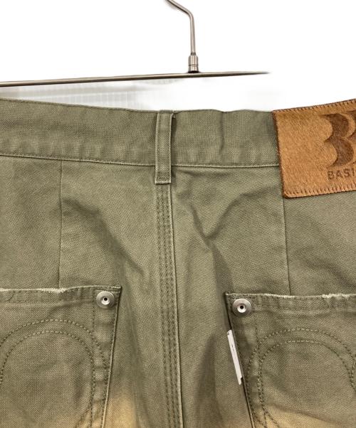 CONZ（コンズ）CONZ (コンズ) BASICKS (ベイシックス) double knee curved leg shorts カーキ サイズ:3の古着・服飾アイテム