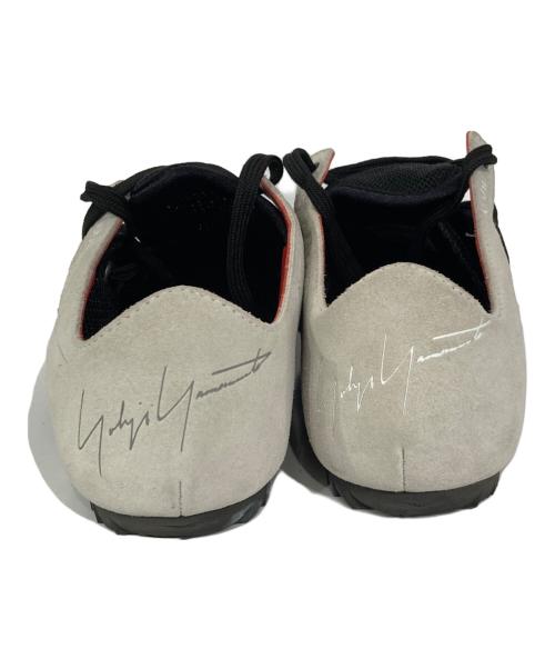 REGULATION Yohji Yamamoto（レギュレーションヨウジヤマモト）REGULATION Yohji Yamamoto (レギュレーションヨウジヤマモト) スニーカー ブラック×ホワイト サイズ:US6の古着・服飾アイテム