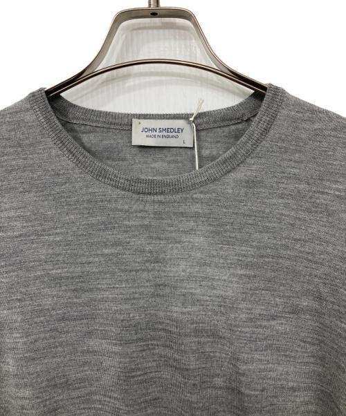 JOHN SMEDLEY（ジョンスメドレー）JOHN SMEDLEY (ジョンスメドレー) LUNDY CLASSIC CREW NECK PULLOVER STANDARD FIT グレー サイズ:L 未使用品の古着・服飾アイテム