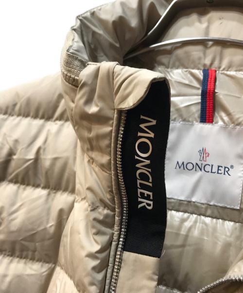 MONCLER（モンクレール）MONCLER (モンクレール) Alfit ダウンジャケット I10911A00015 54A81 ベージュ サイズ:2の古着・服飾アイテム