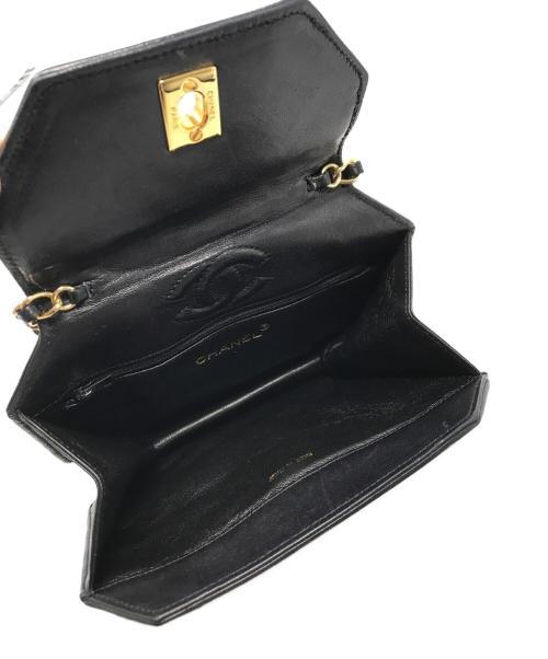 CHANEL（シャネル）CHANEL (シャネル) オクタゴン チェーンショルダーバッグ ラムスキン マトラッセ ブラックの古着・服飾アイテム