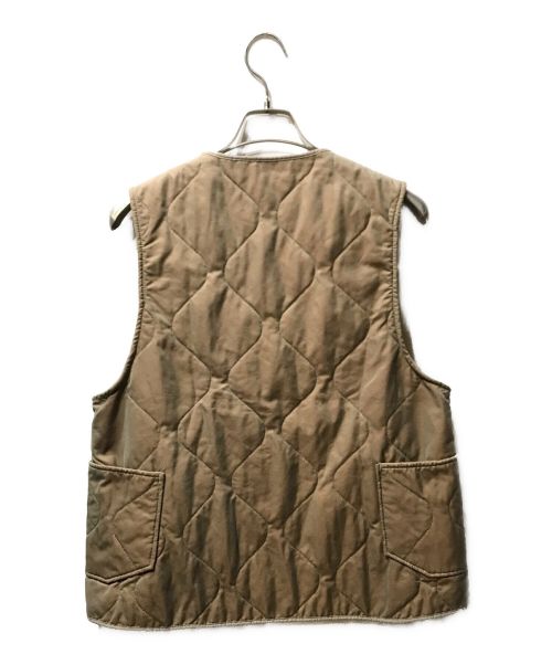 Engineered Garments（エンジニアドガーメンツ）Engineered Garments (エンジニアド ガーメンツ) charcoal (チャコール) キルティングベスト USA製 コラボ カーキ サイズ:Mの古着・服飾アイテム