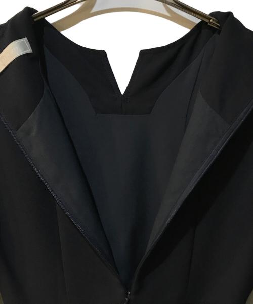 CELFORD（セルフォード）CELFORD (セルフォード) バックサテンタックワンピース ネイビー サイズ:36の古着・服飾アイテム
