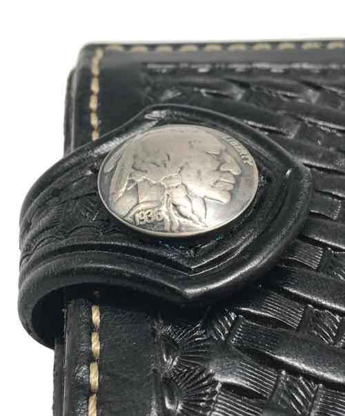 FUNNY（ファニー）FUNNY (ファニー) コンチョボタンウォレット ブラックの古着・服飾アイテム