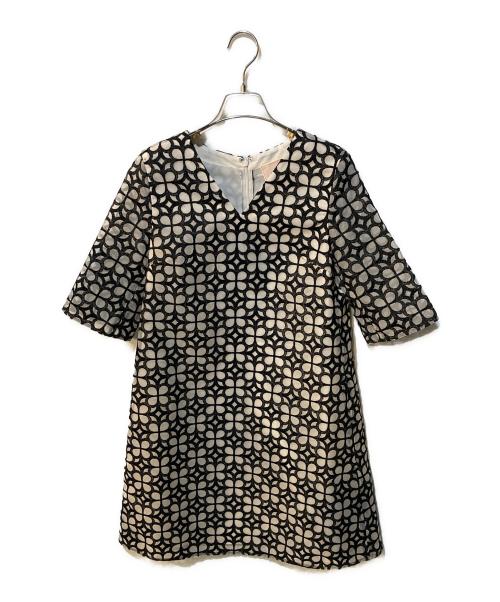 shilla（シビラ）shilla (シビラ) フラワーチュールエンブロイダリーブラウス ホワイト サイズ:Mの古着・服飾アイテム