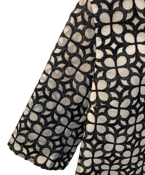 shilla（シビラ）shilla (シビラ) フラワーチュールエンブロイダリーブラウス ホワイト サイズ:Mの古着・服飾アイテム