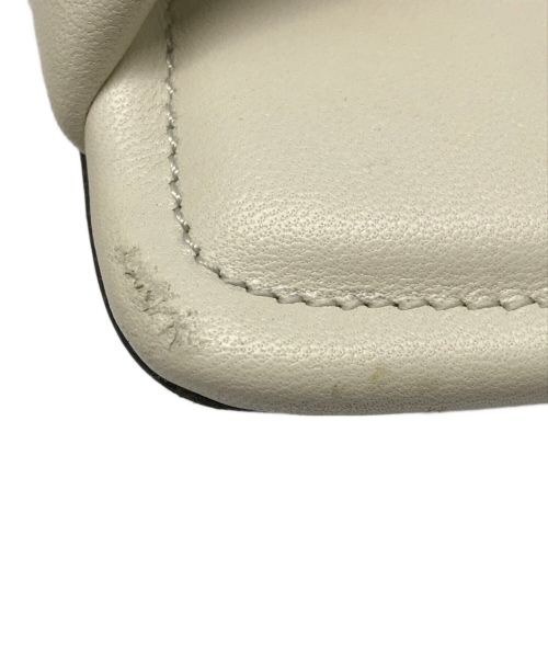 ANINE BING（アニン ビン）ANINE BING (アニン ビン) Lizzie クロスストラップ レザーサンダル ホワイト サイズ:36の古着・服飾アイテム