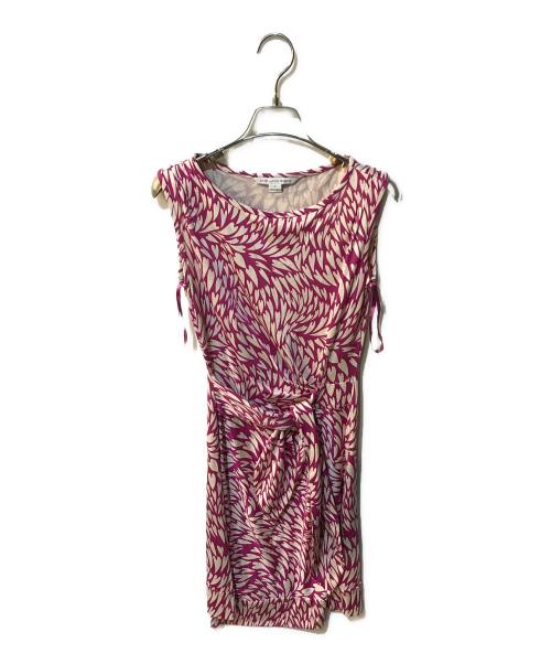 DIANE VON FURSTENBERG（ダイアンフォンファステンバーグ）DIANE VON FURSTENBERG (ダイアンフォンファステンバーグ) 総柄シルクノースリーブワンピース ピンクの古着・服飾アイテム