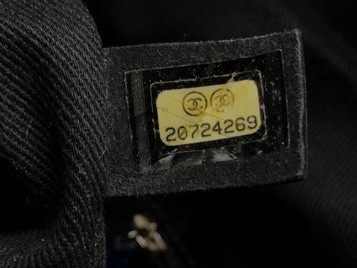 CHANEL（シャネル）CHANEL (シャネル) ストロー×キャビアスキン 2WAYハンドバッグ ブラック×ネイビーの古着・服飾アイテム