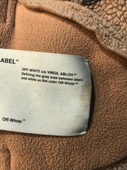 OFFWHITE（オフホワイト）OFFWHITE (オフホワイト) C/O Virgil Abloh Bear ブラウン サイズ:36の古着・服飾アイテム