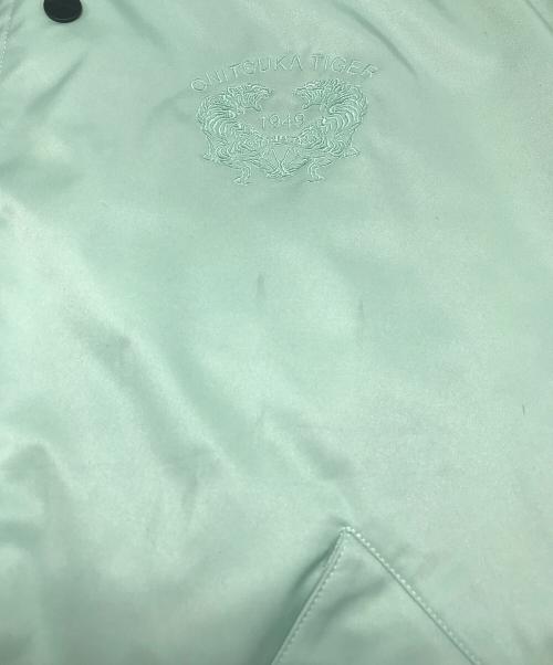 Onitsuka Tiger（オニツカタイガー）Onitsuka Tiger (オニツカタイガー) PRINTED BOMBER JACKET グリーン サイズ:Mの古着・服飾アイテム