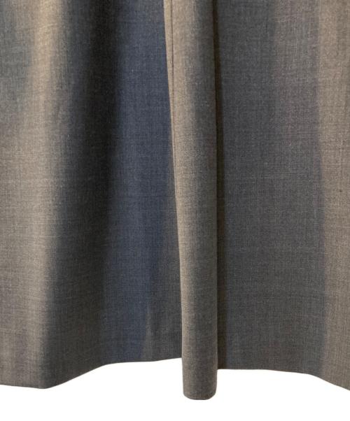 VERMEIL par iena（ヴェルメイユ パー イエナ）VERMEIL par iena (ヴェルメイユ パー イエナ) ロングVネックワンピース グレー サイズ:Freeの古着・服飾アイテム