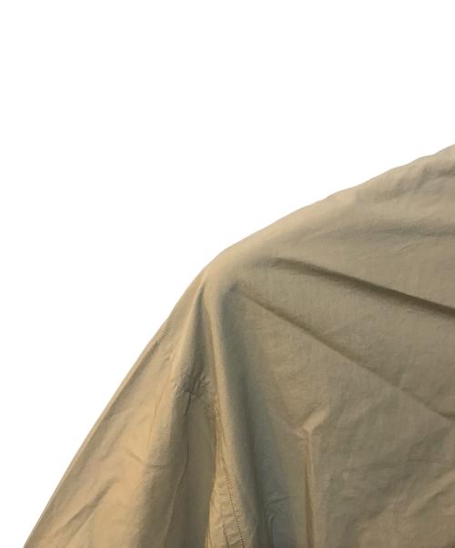 MADISON BLUE（マディソンブルー）MADISON BLUE (マディソンブルー) 半袖シャツ ベージュ サイズ:00の古着・服飾アイテム