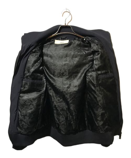 AKM（エーケーエム）AKM (エーケーエム) スタンドネックレイヤードダウンジャケット ネイビー サイズ:Mの古着・服飾アイテム